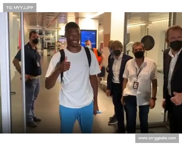 巴萨计划用3000万欧元解约金接班莱万 曼联密切关注该球员动态 巴萨计划用3000万欧元解约金接班莱万 曼联密切关注该球员动态